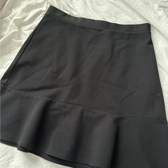Women’s Loft Skirt - Picture 1 of 3
